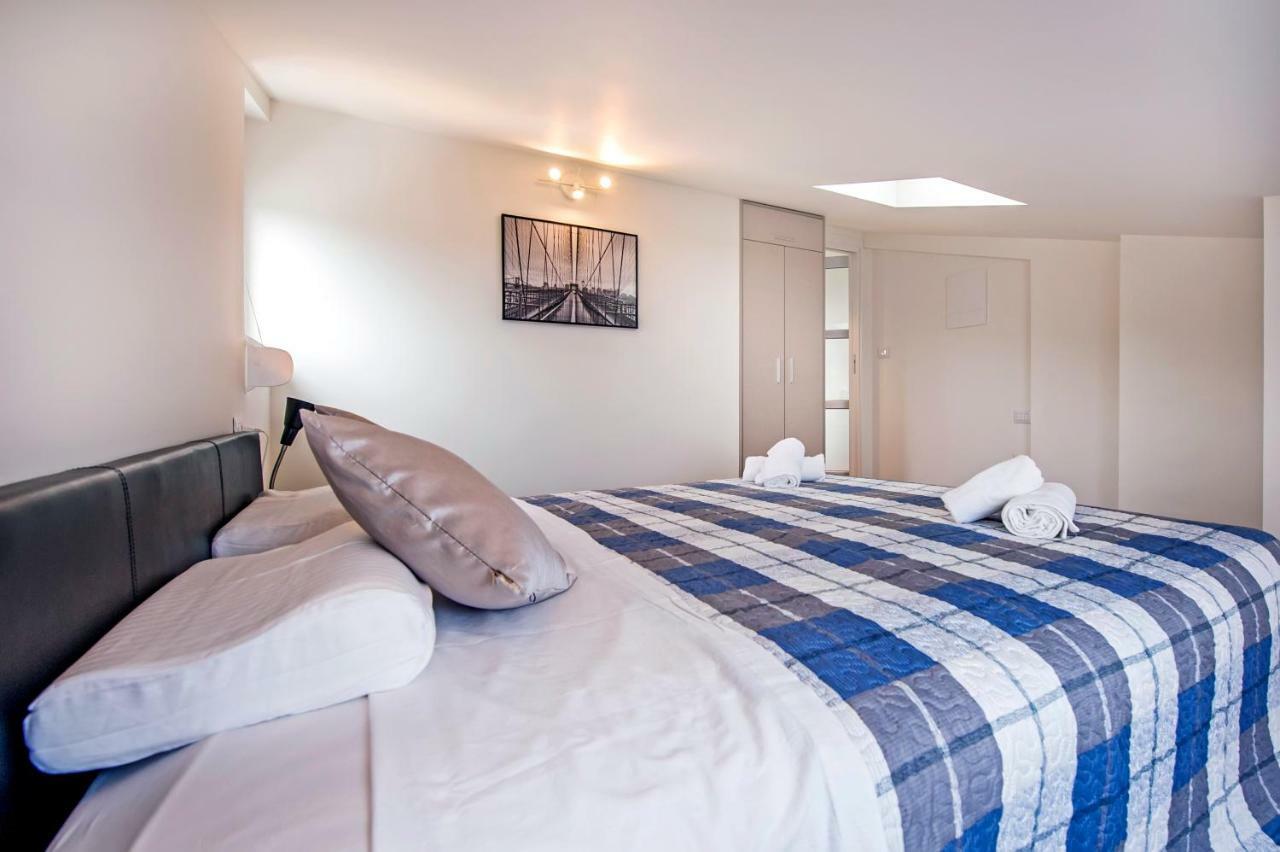 Lakovich Sea View Apartment *