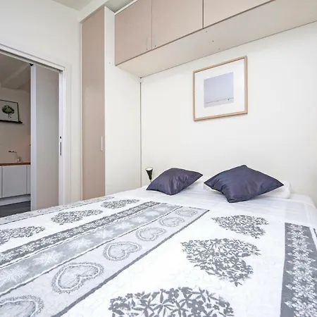 Lakovich Sea View Apartments Rovinj Exterior photo