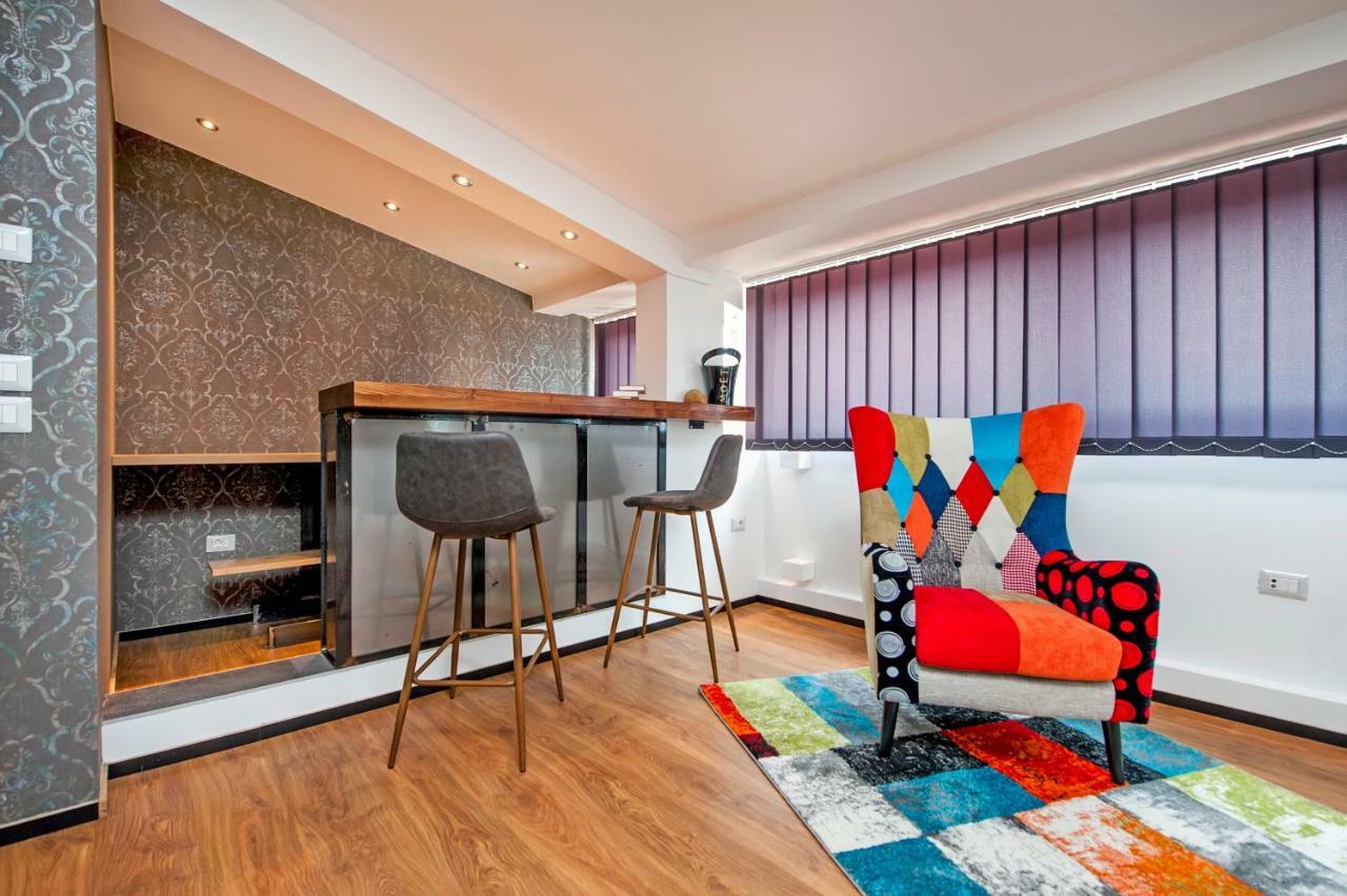 Lakovich Sea View Apartment *