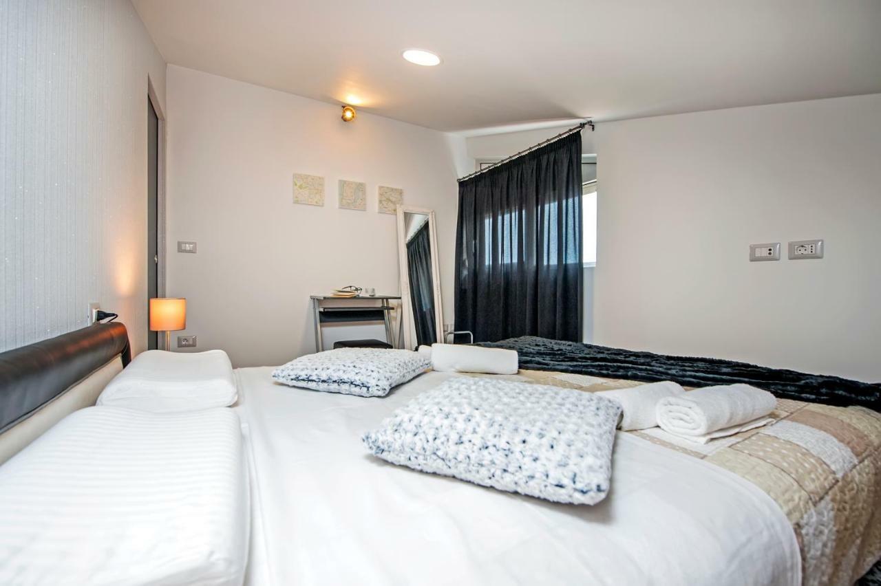 Lakovich Sea View Apartmán